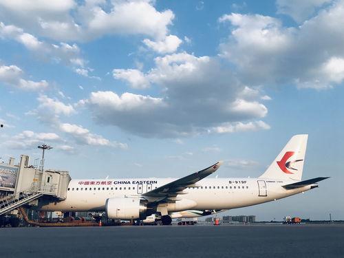 龙湾国产大飞机事件视频,揭秘我国航空工业新里程碑 第1张 龙湾国产大飞机事件视频,揭秘我国航空工业新里程碑 第1张